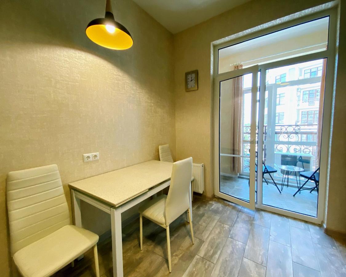 Italian Boulevard Modern Apartment أوديسا المظهر الخارجي الصورة