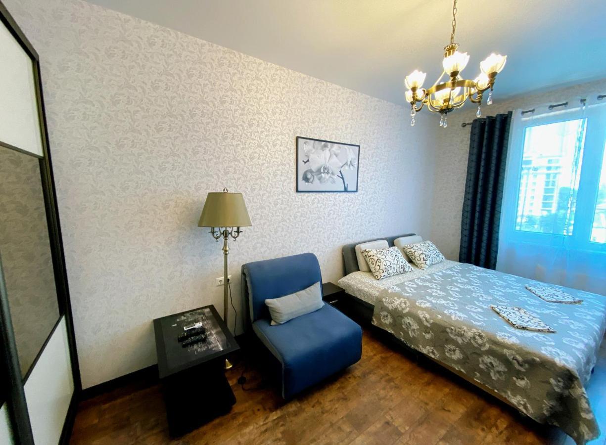 Italian Boulevard Modern Apartment أوديسا المظهر الخارجي الصورة